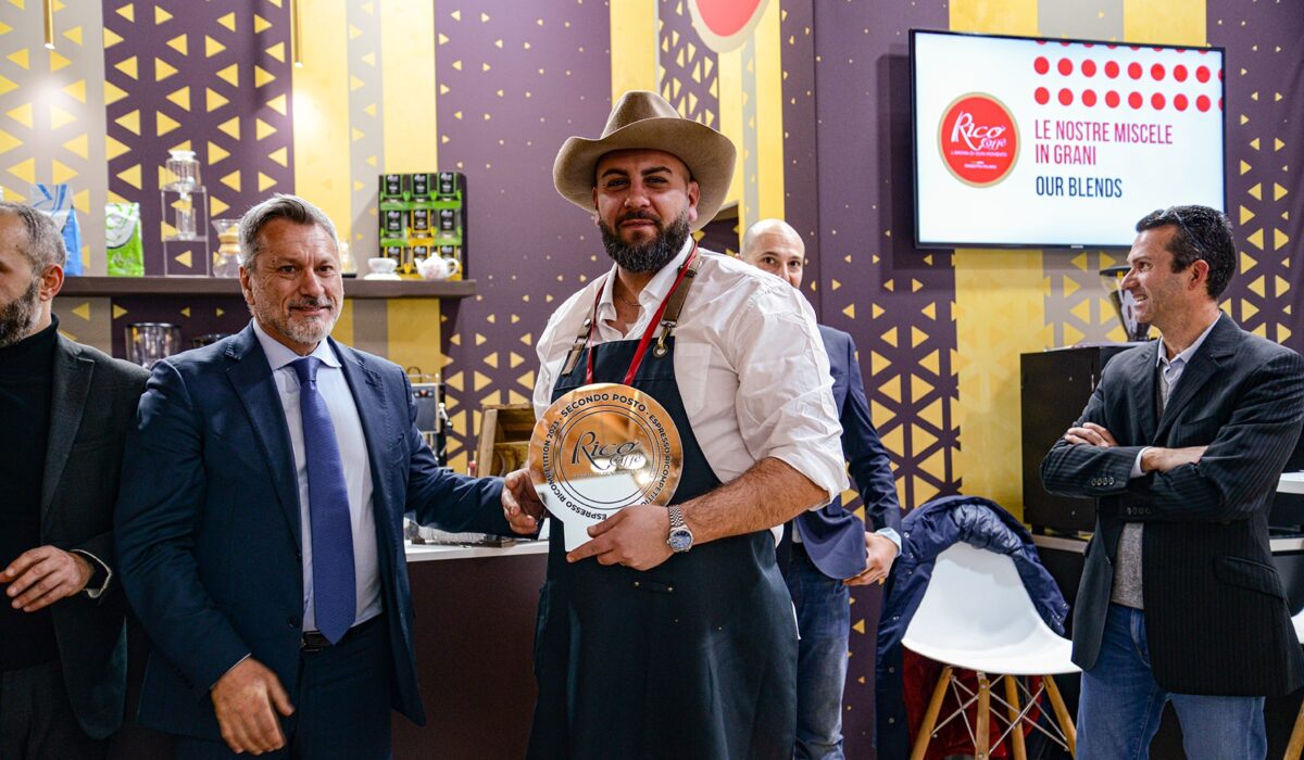 417413220_878641494262435_2730541947935629826_n-min