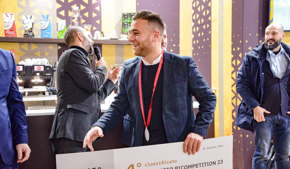 417451803_878641817595736_5617359922687133290_n-min