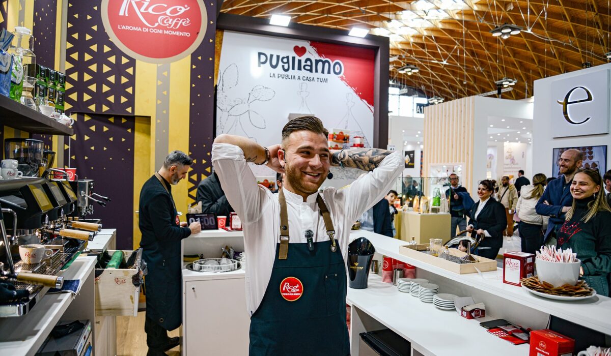 417487135_878640240929227_5659777023610894841_n-min