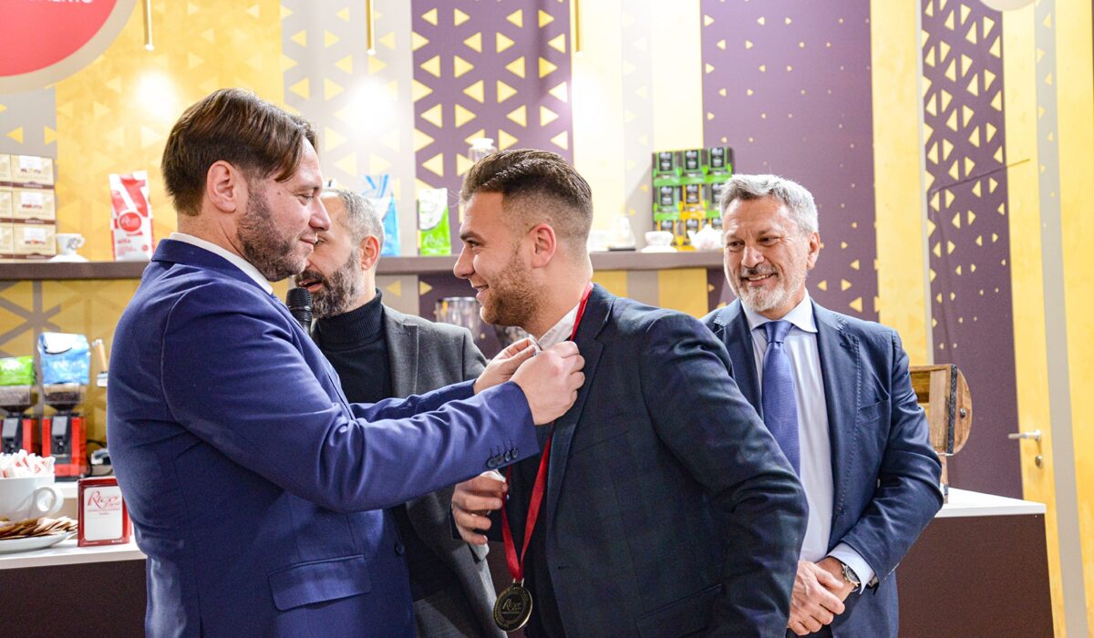 417491873_878641774262407_6584996722725869384_n-min