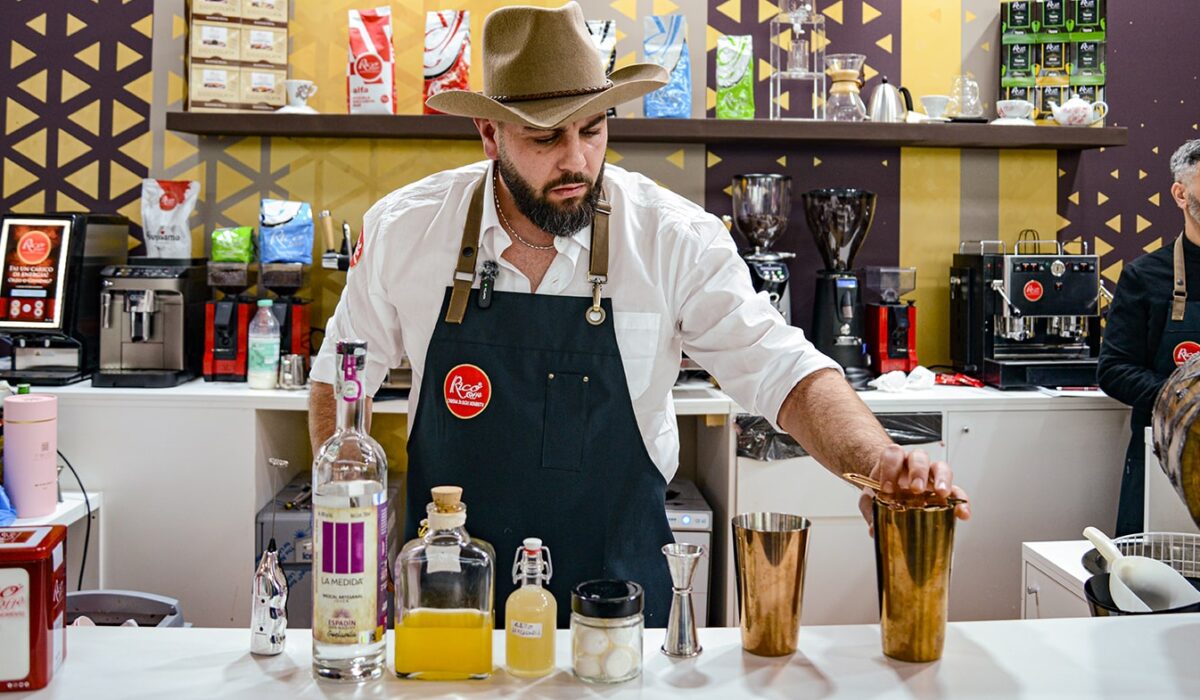 417507216_878640720929179_1439435374253062125_n-min